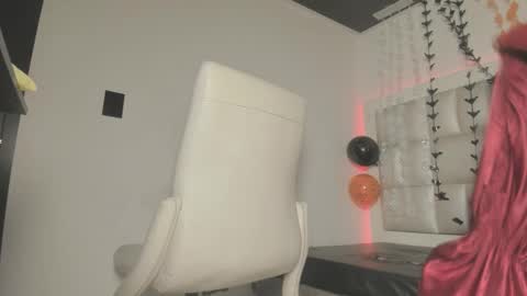 bibiana_js_ online show from October 2025 11:58:01 AM