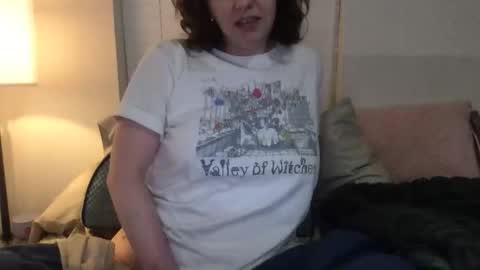 Snapshot of bibibi999 chatting on February 2026 11:44:02 PM Rose online show from February 2026 11:44:02 PM