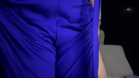 lau li online show from October 2025 09:08:01 AM