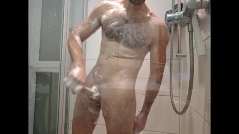 Snapshot of big_cock_fuckvon chatting on December 2024 04:38:01 PM Tim online show from December 2024 04:38:01 PM