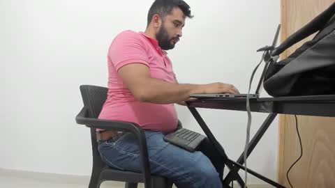 Snapshot of big_dad69 chatting on September 2025 10:36:01 PM Tommy online show from September 2025 10:36:01 PM