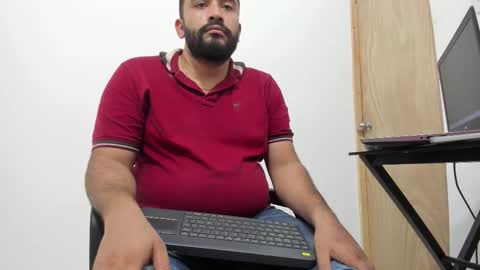 Snapshot of big_dad69 chatting on November 2025 02:45:02 AM Tommy online show from November 2025 02:45:02 AM