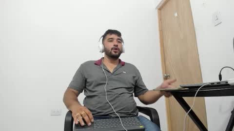 Snapshot of big_dad69 chatting on December 2025 05:31:01 PM Tommy online show from December 2025 05:31:01 PM