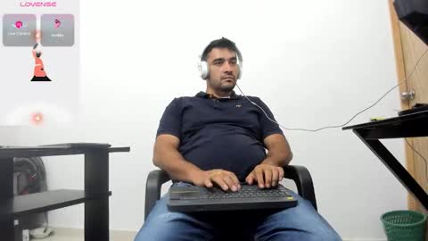 Snapshot of big_dad69 chatting on January 2026 05:27:02 PM Tommy online show from January 2026 05:27:02 PM