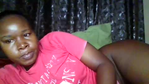 Snapshot of big_diva chatting on June 2026 04:19:02 AM big_diva online show from June 2026 04:19:02 AM