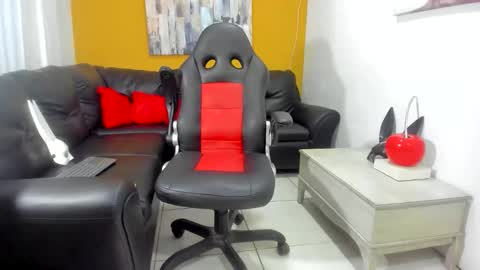 big_jhoonss_ online show from October 2025 02:45:01 AM