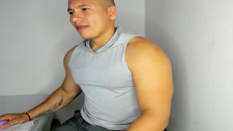 Snapshot of big_pecs_1 chatting on July 2026 02:25:01 AM LEO online show from July 2026 02:25:01 AM