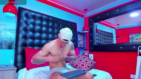 big_valentinhunk7 online show from February 2026 02:42:02 PM