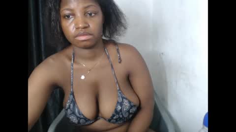 Snapshot of bigassdrip chatting on April 2026 01:42:02 AM bigassdrip online show from April 2026 01:42:02 AM