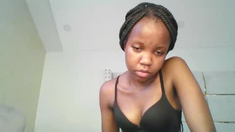 bigbaby004 online show from September 2025 01:33:01 PM