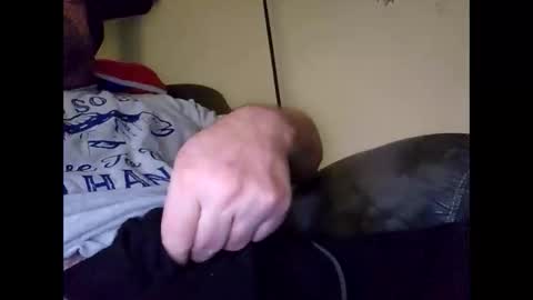 Snapshot of bigbadray69 chatting on December 2024 05:58:02 PM Little cock online show from December 2024 05:58:02 PM