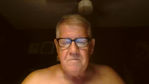 Snapshot of bigbeerdrinker1 chatting on July 2026 04:18:02 AM bigbeerdrinker online show from July 2026 04:18:02 AM