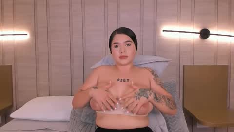 Maria online show from November 2025 09:06:02 PM