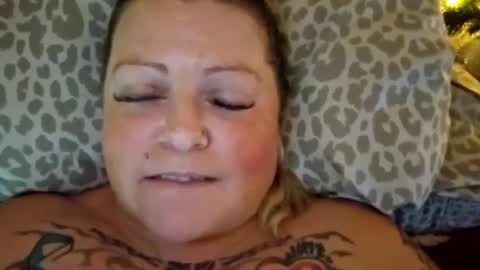 Tiffany online show from December 2024 12:19:02 AM