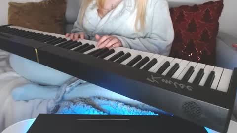 bigboobs_cutie online show from December 2024 04:44:02 AM