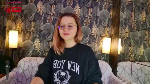 Snapshot of bigboobsarri chatting on February 2026 10:41:02 PM BigBoobsArri online show from February 2026 10:41:02 PM