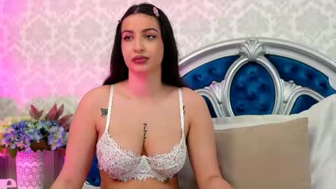 Snapshot of bigbooty_69x chatting on July 2026 05:52:01 PM Abby online show from July 2026 05:52:01 PM