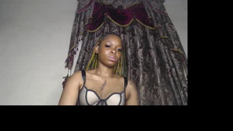 Snapshot of bigbooty_xchataa chatting on November 2025 10:36:02 AM Lucy online show from November 2025 10:36:02 AM