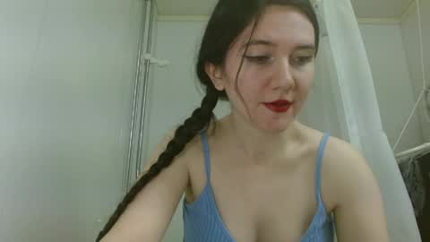 Isabella online show from April 2026 07:56:01 PM