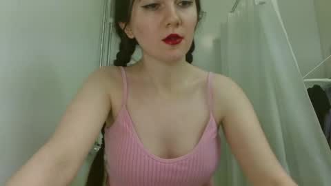 Snapshot of bigbootybunny chatting on April 2026 01:03:02 PM Isabella online show from April 2026 01:03:02 PM