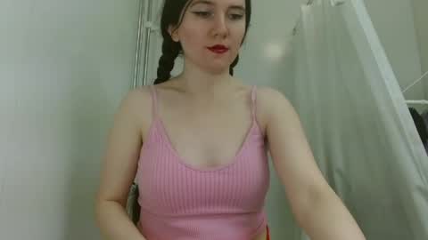 Snapshot of bigbootybunny chatting on April 2026 04:49:02 AM Isabella online show from April 2026 04:49:02 AM