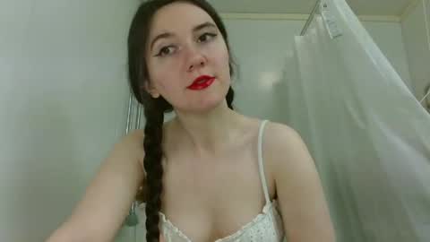 Snapshot of bigbootybunny chatting on May 2026 04:41:02 AM Isabella online show from May 2026 04:41:02 AM
