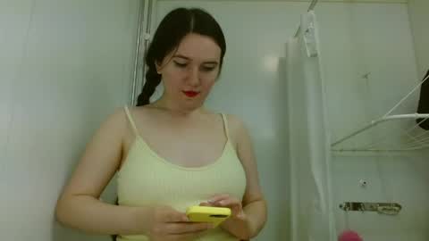 Snapshot of bigbootybunny chatting on May 2026 03:03:02 AM Isabella online show from May 2026 03:03:02 AM