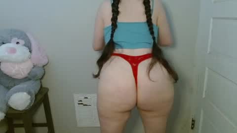 Snapshot of bigbootybunny chatting on June 2026 03:49:02 PM Isabella online show from June 2026 03:49:02 PM