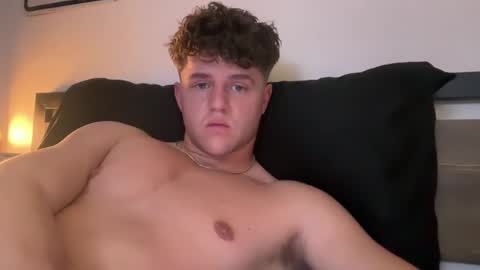 bigbootyburger1 online show from April 2026 09:45:02 PM