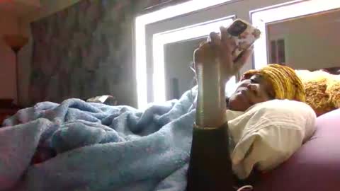 bigbootydimpless online show from January 2025 05:01:01 AM