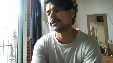 bigbrown_boy online show from May 2026 06:37:01 PM