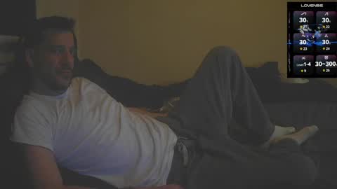 Jon - Im Straight online show from November 2025 04:22:02 AM