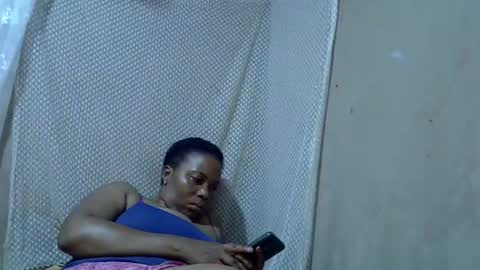 Snapshot of bigclit_wethairypus chatting on June 2026 06:59:02 AM bigclit_wethairypus online show from June 2026 06:59:02 AM