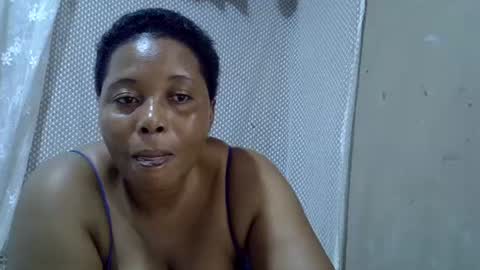 Snapshot of bigclit_wethairypus chatting on June 2026 12:22:01 PM bigclit_wethairypus online show from June 2026 12:22:01 PM