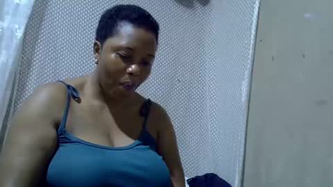 Snapshot of bigclit_wethairypus chatting on June 2026 05:52:01 PM bigclit_wethairypus online show from June 2026 05:52:01 PM