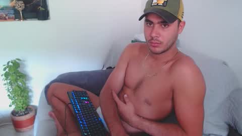 Snapshot of bigcock2815 chatting on May 2026 05:10:01 PM Isaac online show from May 2026 05:10:01 PM