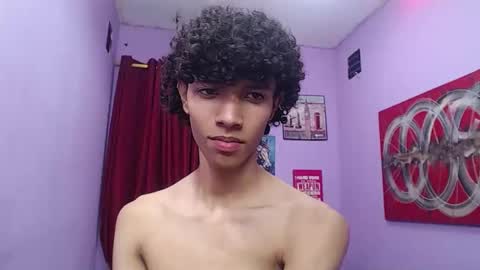 Snapshot of bigcock_sexys chatting on February 2026 05:50:02 AM bigcock_sexys online show from February 2026 05:50:02 AM