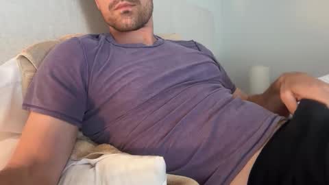 Snapshot of bigcollegecock69690 chatting on April 2026 05:52:01 PM bigcollegecock69690 online show from April 2026 05:52:01 PM