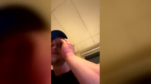 Snapshot of bigdaddycumz chatting on March 2026 03:01:02 AM Bigdaddycumz online show from March 2026 03:01:02 AM