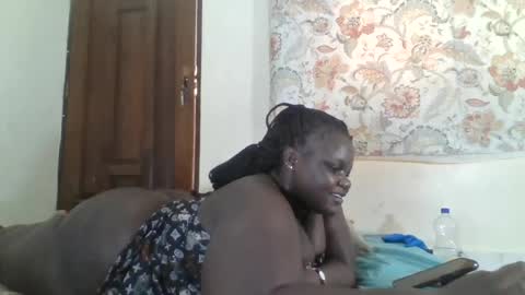 Snapshot of bigdarkass chatting on June 2026 07:20:01 AM VIOLET online show from June 2026 07:20:01 AM