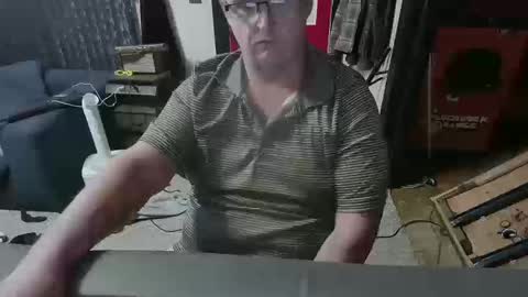 Darryl online show from October 2025 12:04:02 PM