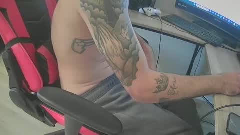 Snapshot of bigdick2131991 chatting on January 2025 07:56:02 PM bigdick2131991 online show from January 2025 07:56:02 PM