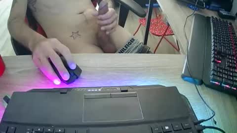 Snapshot of bigdick2131991 chatting on January 2026 04:22:02 PM bigdick2131991 online show from January 2026 04:22:02 PM