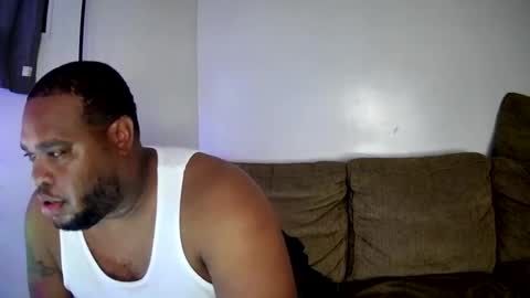 Snapshot of bigdick_bandit22 chatting on January 2025 02:43:02 AM Juliet Romeo online show from January 2025 02:43:02 AM