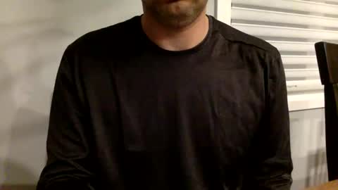 Snapshot of bigdickshowoff9877 chatting on October 2025 05:52:01 AM Bigdickshowoff9877 online show from October 2025 05:52:01 AM