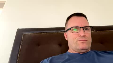 bigger22332233 online show from February 2025 11:06:01 PM