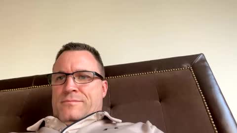 bigger22332233 online show from February 2026 08:45:02 PM