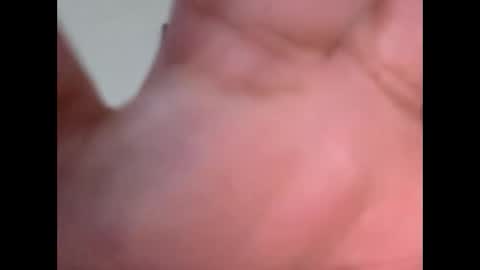 Snapshot of bigguunn chatting on January 2026 11:41:02 PM bigguunn online show from January 2026 11:41:02 PM