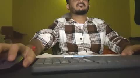 bighandsomesatisfy online show from January 2026 07:50:02 PM