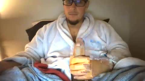 Bigdicbear713 online show from April 2026 06:22:02 AM